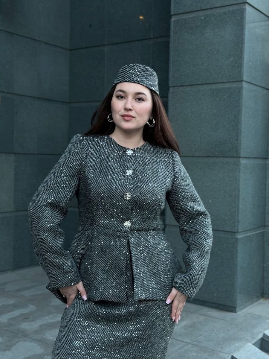 Твидовая тройка с пайетками (M-L)